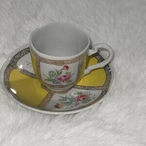 Vintage Avon Fine Collectibles 1985 Demitasse Teacup & Saucer Floral Gold Gilt